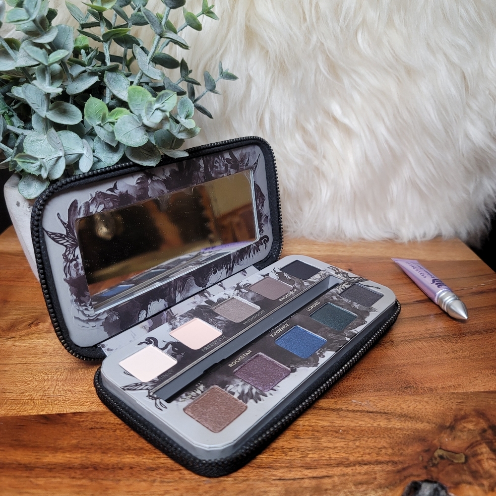 Urban Decay Smoked Palette NIB